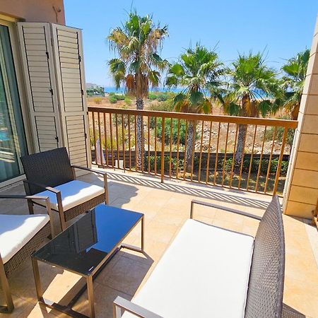 Sunnyside Pool Villa Айя Напа Екстериор снимка
