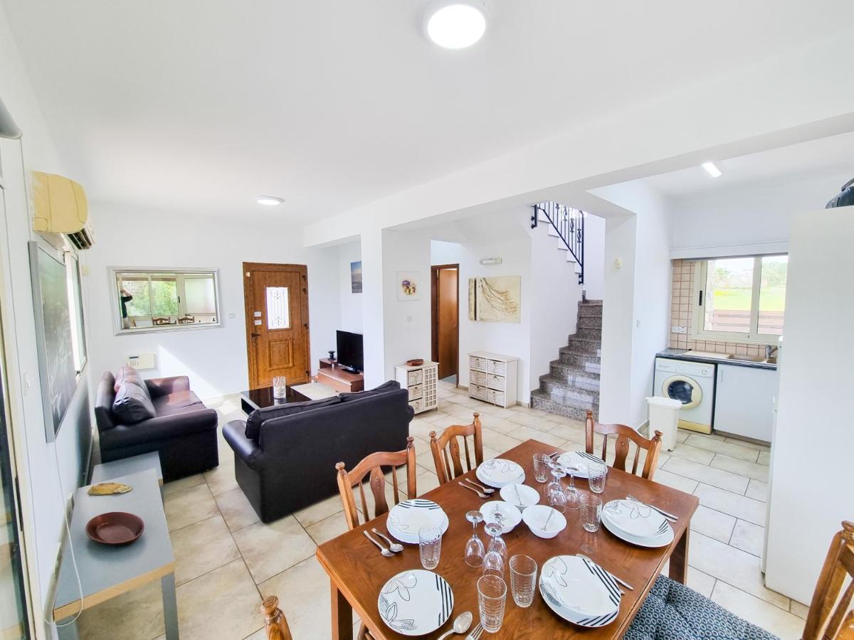 Sunnyside Pool Villa Айя Напа Екстериор снимка