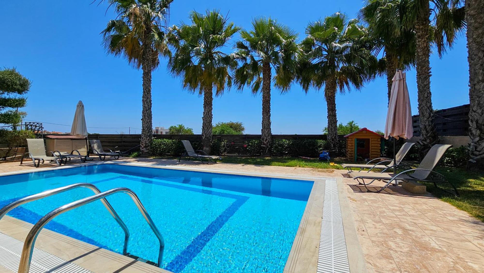 Sunnyside Pool Villa Айя Напа Екстериор снимка